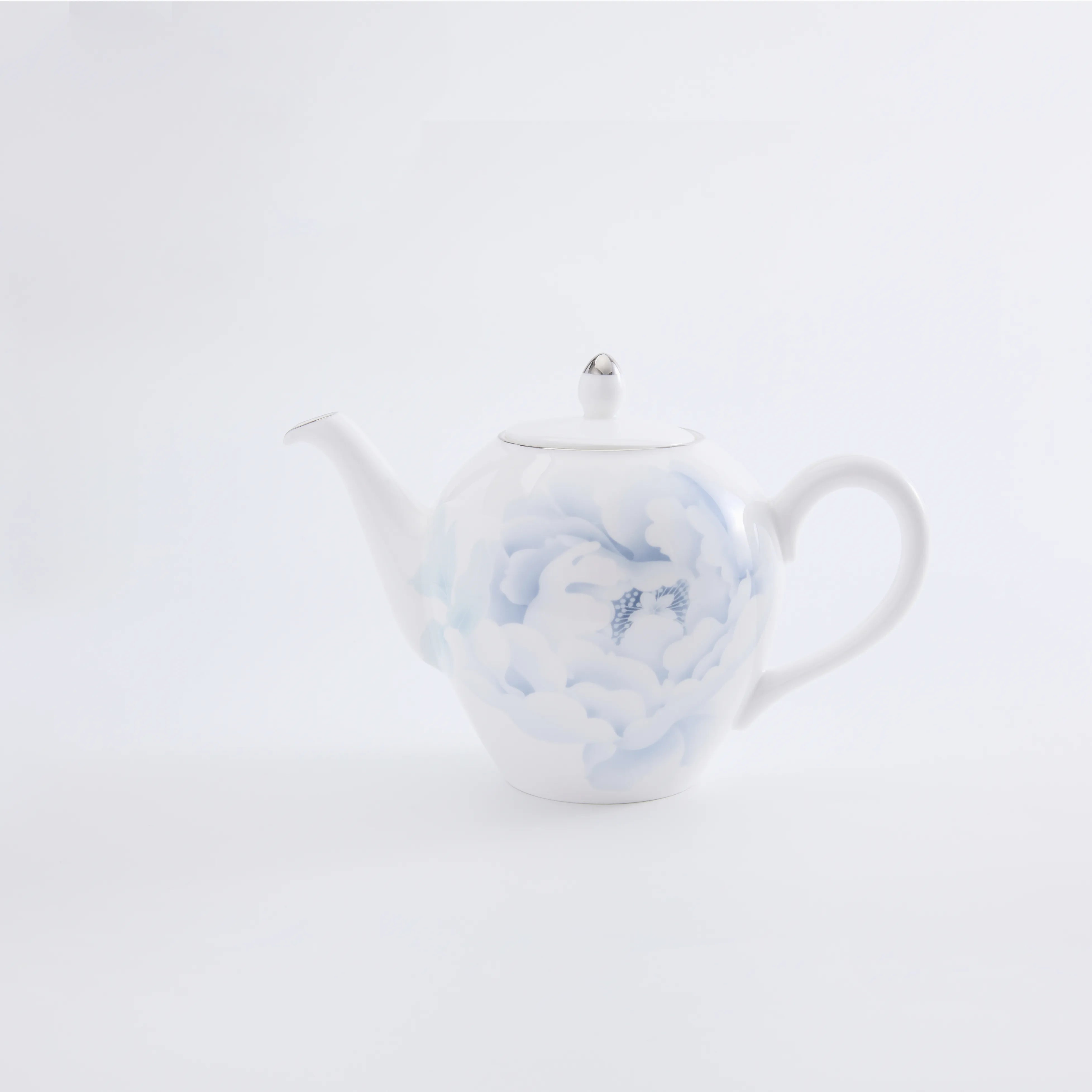 Cloud Whispers · Rounded Cloud Teapot