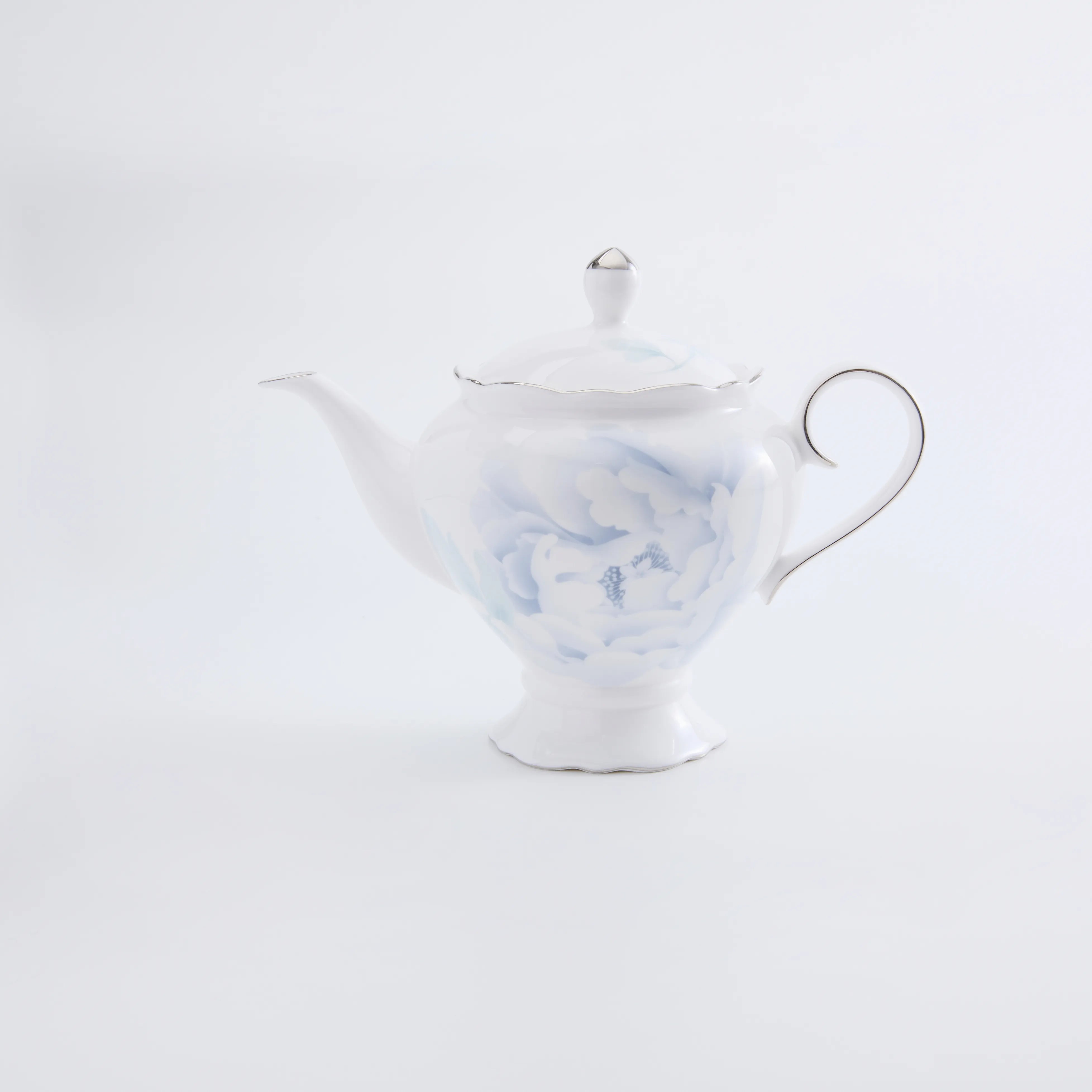 Cloud Whispers · Skyward Pedestal Teapot